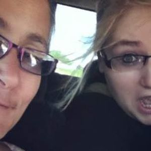 Meet your Posher, Rachelle